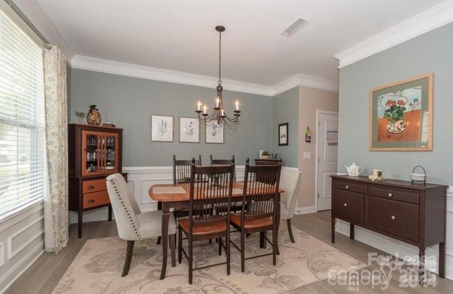 Building Photo - 11054 Hat Creek Ln