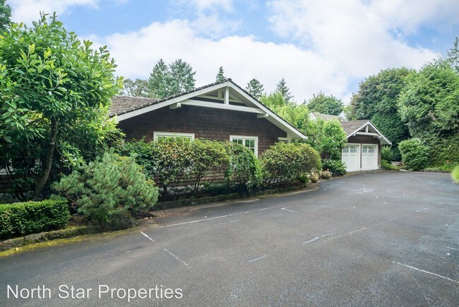 Building Photo - 4 br, 4 bath House - 416 SW Edgecliff Rd.