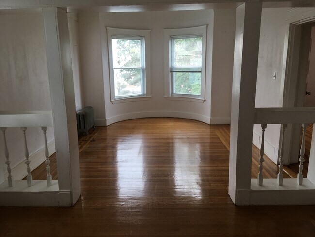 Living Room - 14 Magnolia Sq