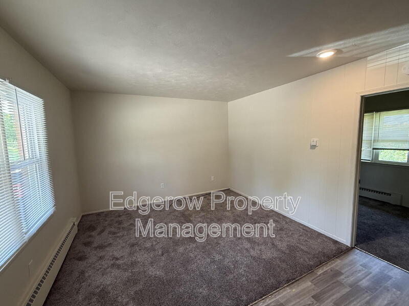 Primary Photo - 13827 Ironwood Dr NW