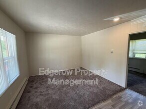 Building Photo - 13827 Ironwood Dr NW