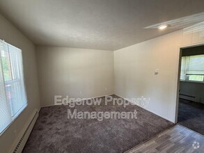 Building Photo - 13827 Ironwood Dr NW