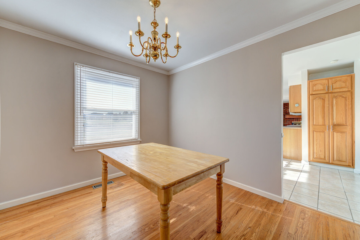 Foto principal - 1005 Sherbrooke Rd