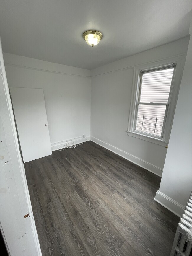 Foto del edificio - 142 Brighton Ave