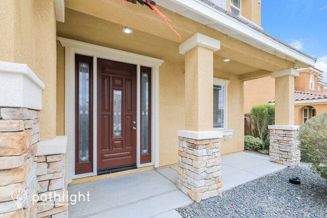 Foto del edificio - 16618 Denham Lane, Victorville, CA, 92395