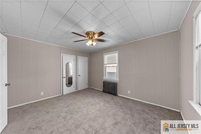 Building Photo - 34 Maple Ave