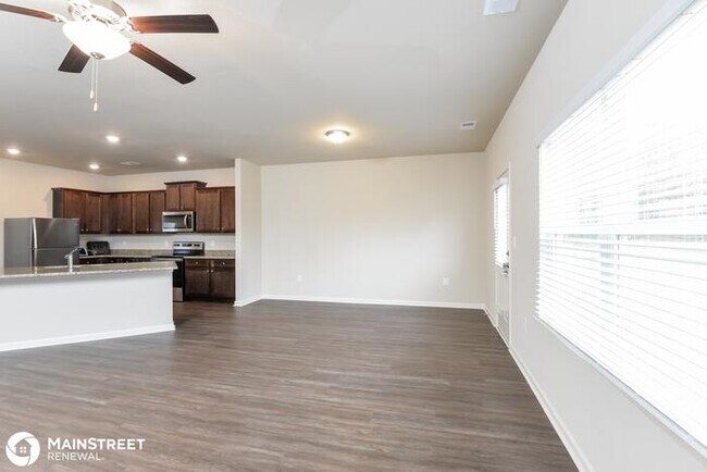 Foto del edificio - 250 Smith Glen Dr, Springville, AL 35146