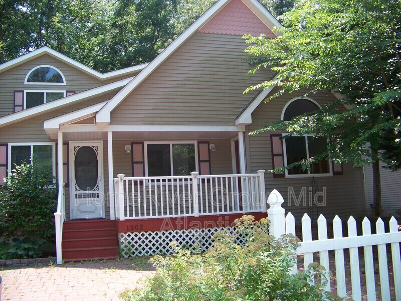 1202 Ocean Pkwy, Ocean Pines, MD 21811 House Rental in Ocean Pines
