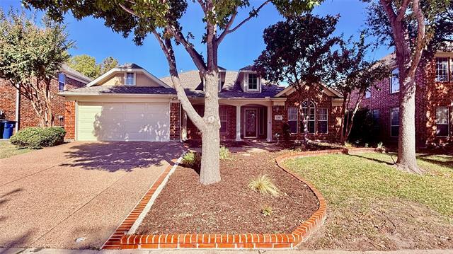 Foto principal - 15204 Regal Oak Ln