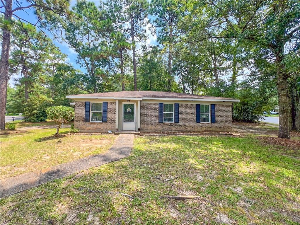 Primary Photo - 1600 Pine Hill Ct