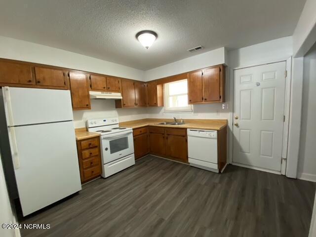 Foto del edificio - 2305 Knollwood Ln