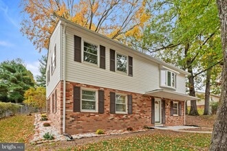 Building Photo - 13719 McGill Dr