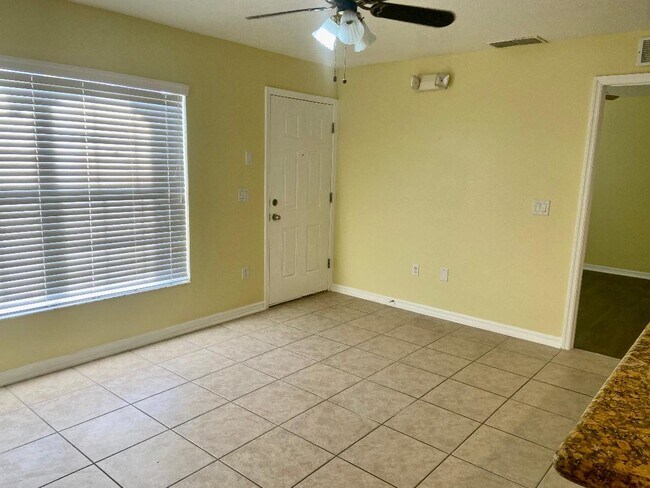 Building Photo - 121 Melissa Pl