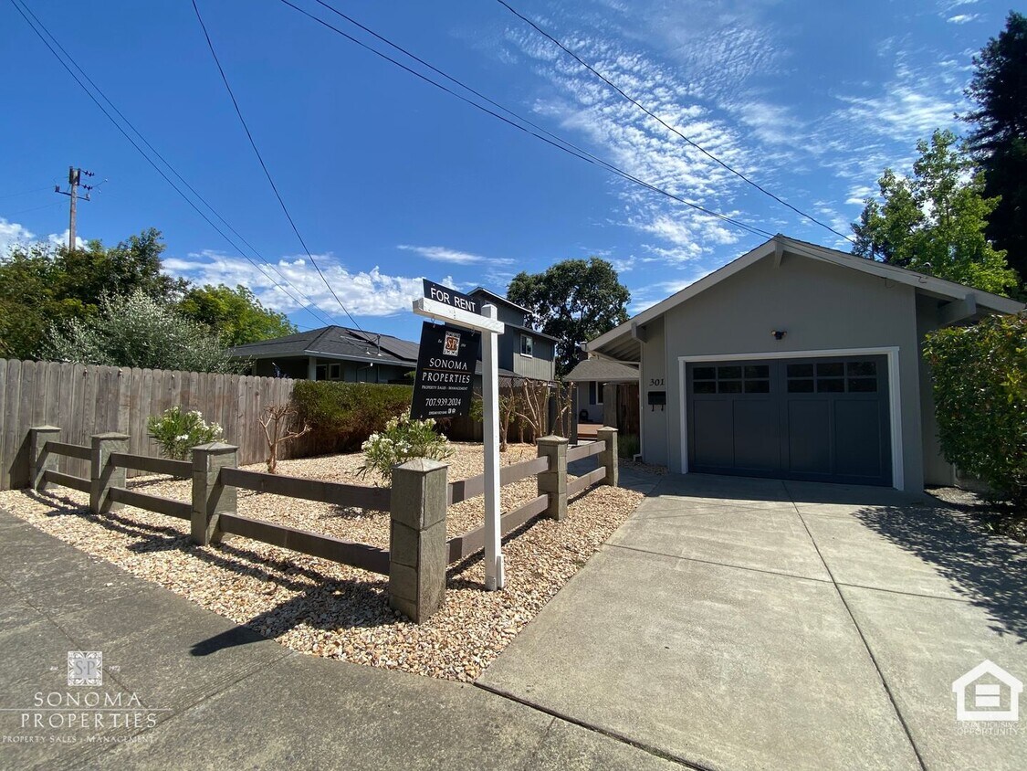Foto principal - Charming 2bd/2ba House in Downtown Sonoma!