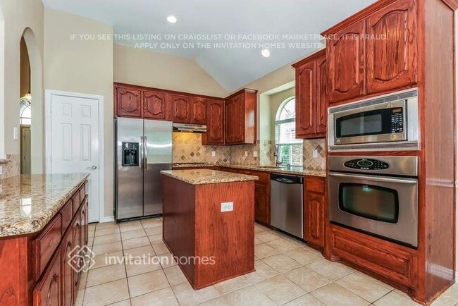 Foto del edificio - 1406 Chateau Ln