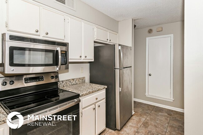 Foto del edificio - 3927 Plum Hill Dr