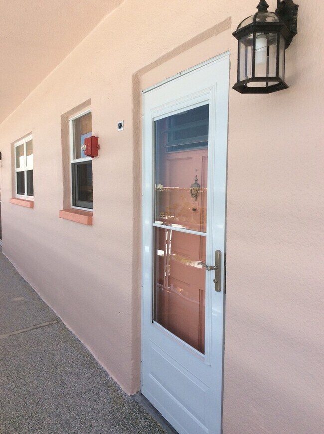 Foto del edificio - 6025 Shore Blvd S