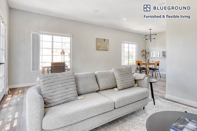 Foto del edificio - 1620 S Bentley Ave