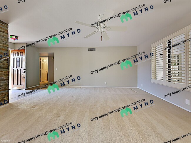 Foto del edificio - 3 br, 2 bath House - 20073 N 98th Ave