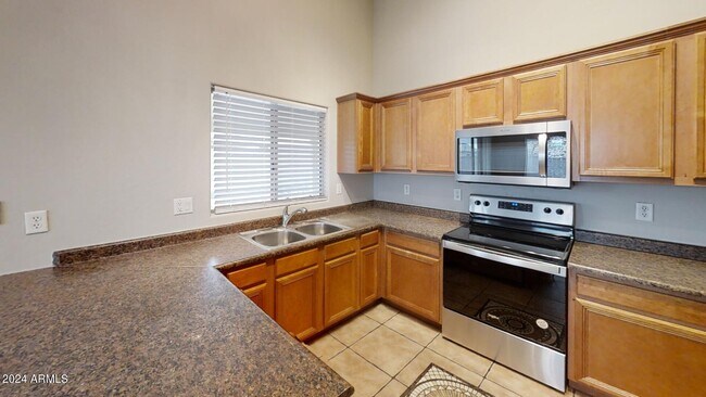 Building Photo - 5444 GROVE St
