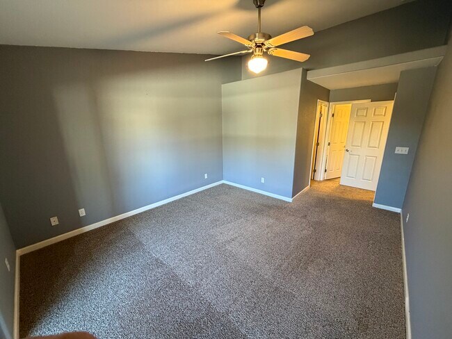 Building Photo - 7125 Ash Creek Hts