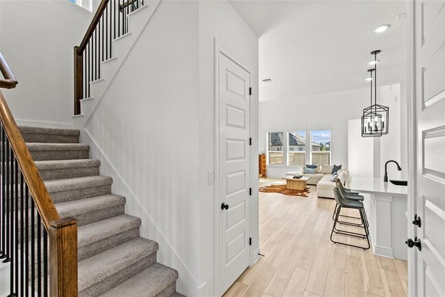 Foto del edificio - 481 Darley Oak Dr