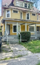 Building Photo - 2213 E 82nd St
