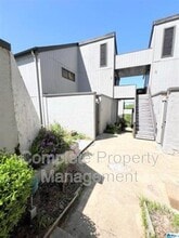 Building Photo - 3350 Altamont Rd