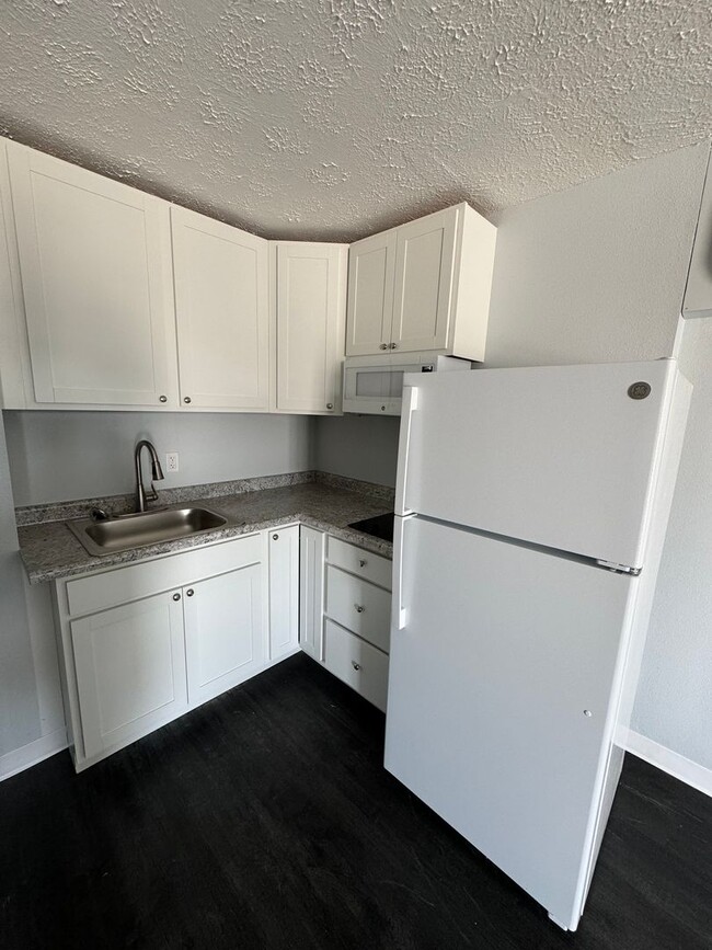 Interior Photo - Pancake Flats in Liberal