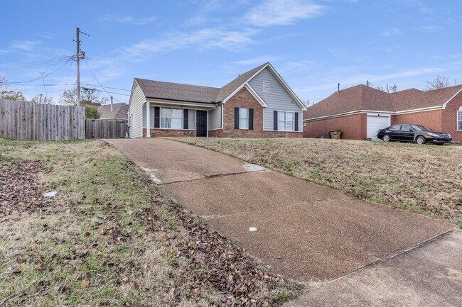 Building Photo - 4236 Appian Dr