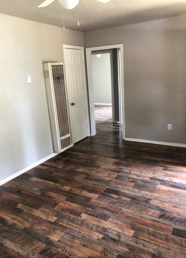 Building Photo - 3520 N Holman Ct