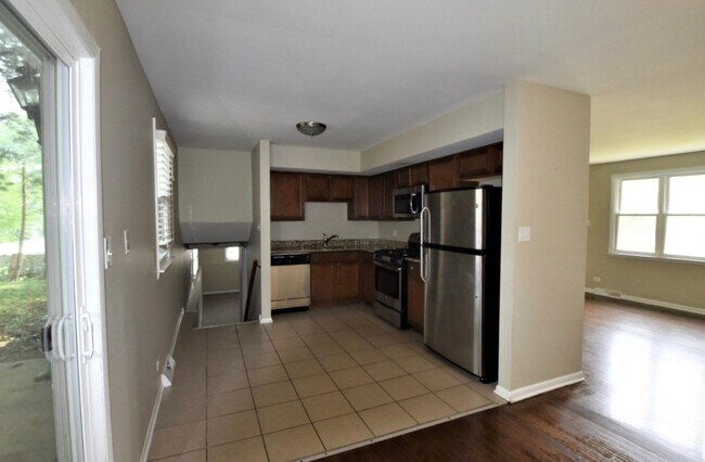 Foto del edificio - 614 71st St
