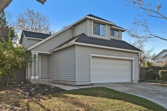 Building Photo - 970 Antelope Terrace