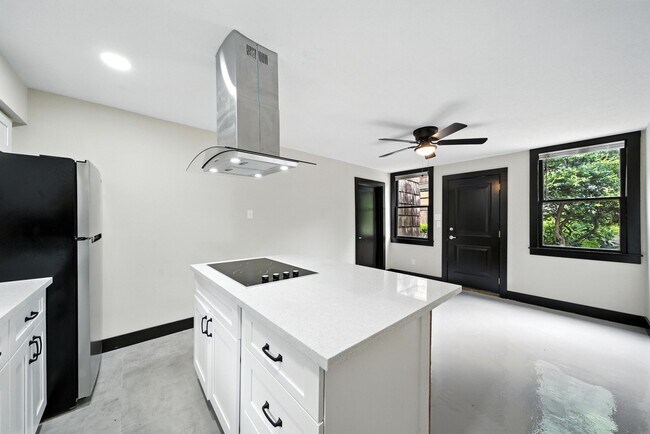 Foto del edificio - 811 Sul Ross St