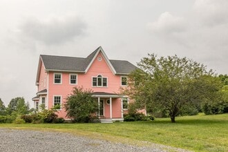Building Photo - 29 Le Grand Ave