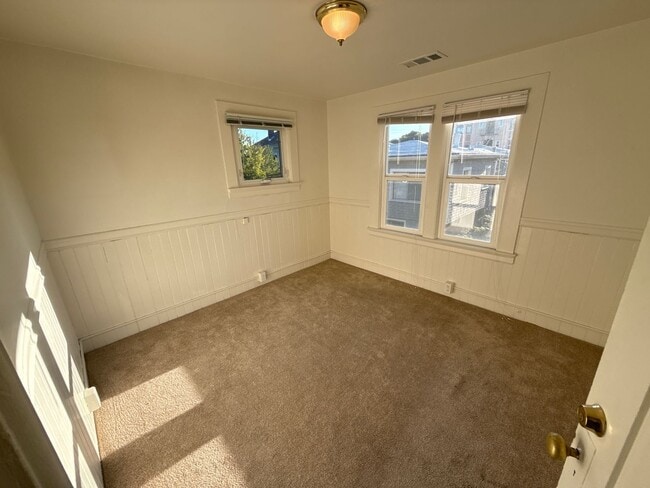 Photo - RC- 3894-3896 Ruby St., Oakland, CA, 94609 Apartment