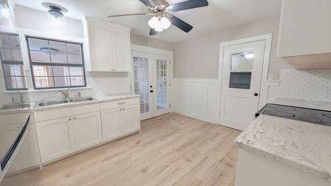 Building Photo - 101 W Flynn Ave