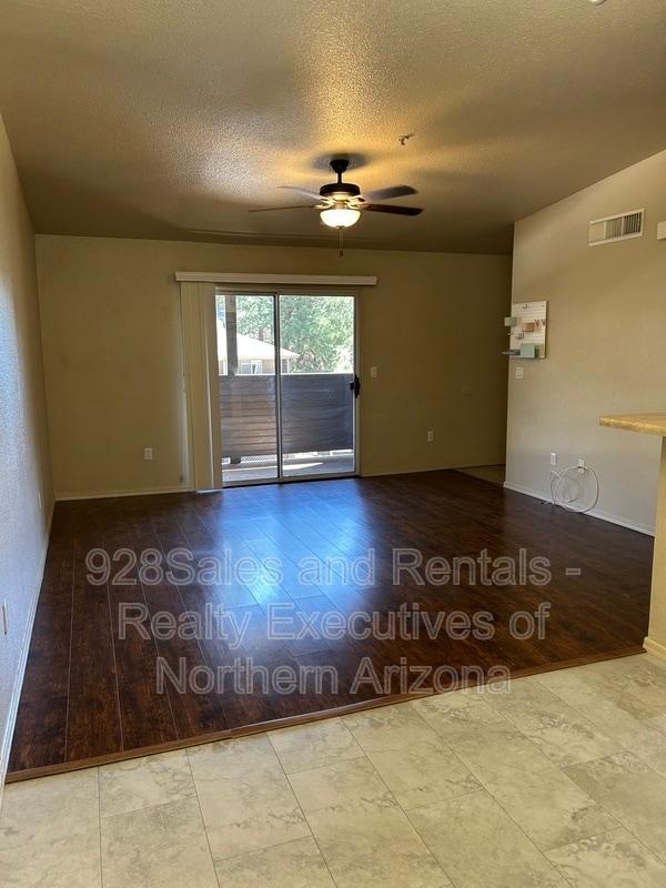 Photo - 1385 W University Ave Apartment