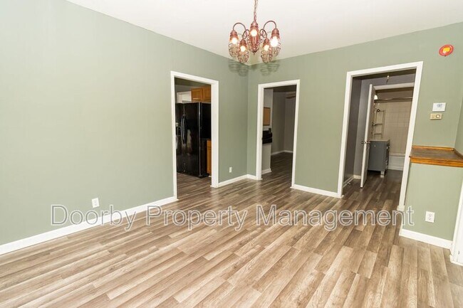 Foto del edificio - 156 Signal Hills Dr