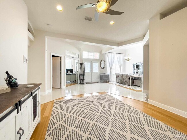 Building Photo - 5092 Chandelle Dr