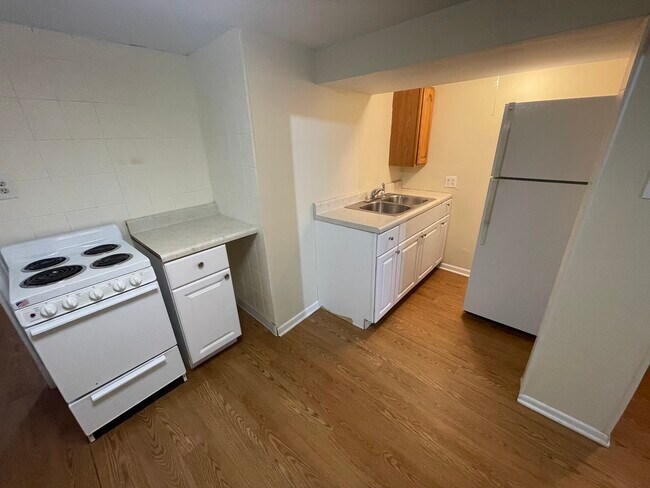 Foto del edificio - 5056 W Henderson St