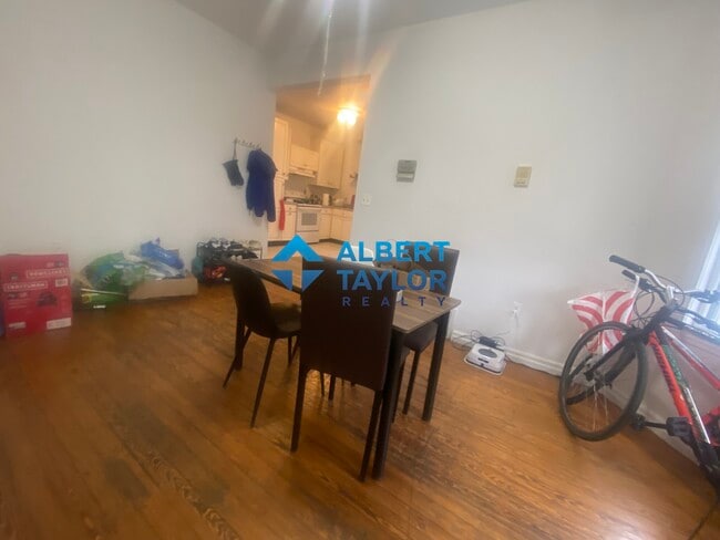 Foto del edificio - 26 Haskell St