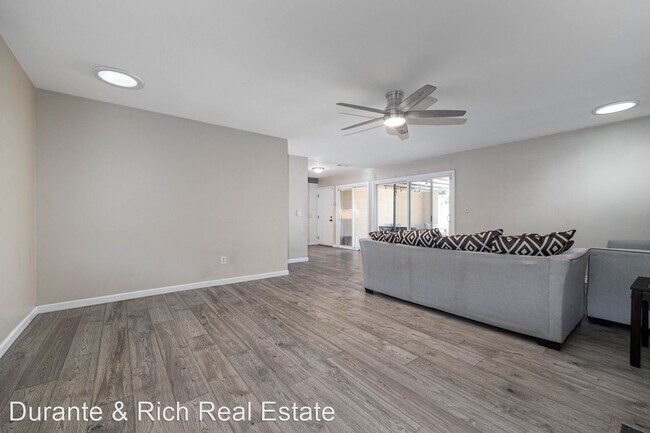 Building Photo - 3 br, 2 bath House - 4108 Collwood Lane