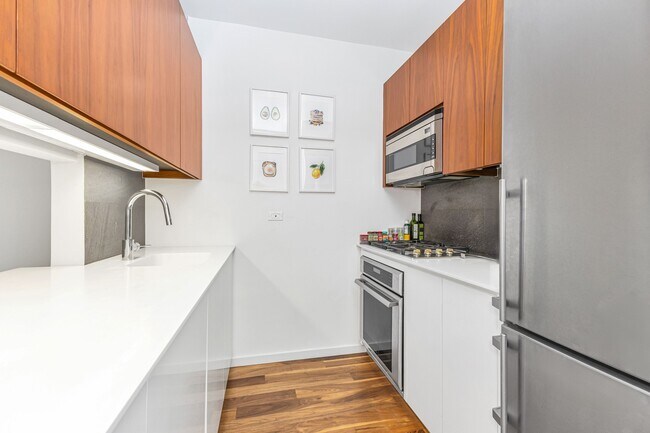Foto del edificio - 515 E 72nd St