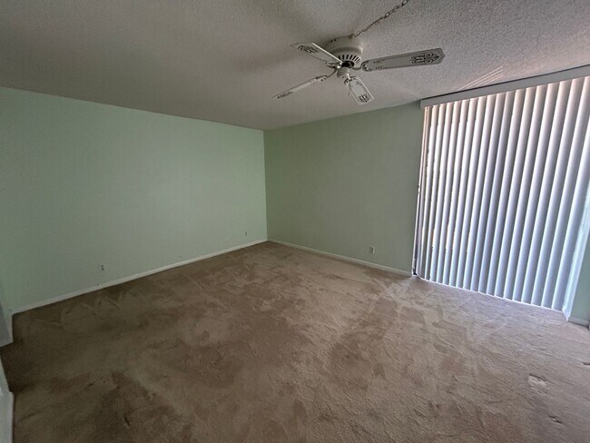 Foto del edificio - 3490 N Key Dr