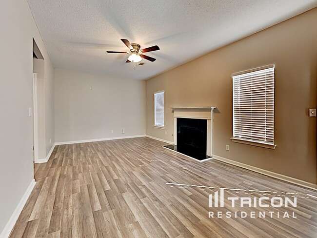 Foto del edificio - 3305 N Winds Trail