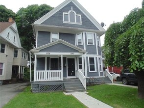 Building Photo - 1540 St Paul St