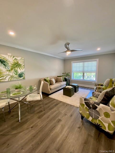 Foto del edificio - 100 Glen St