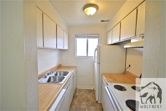 Foto del edificio - 4371 S Fairbourne Ave