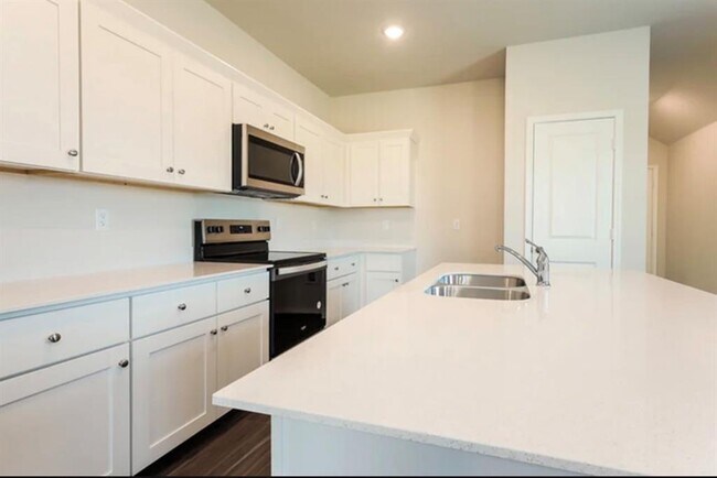 Foto del edificio - 1803 Crimson Lake Blvd